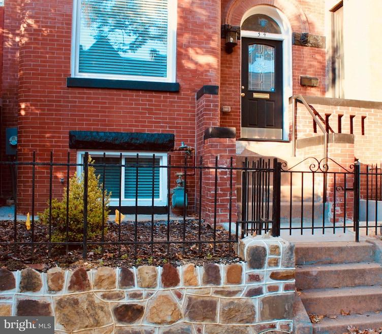 For Rent $2,500/month