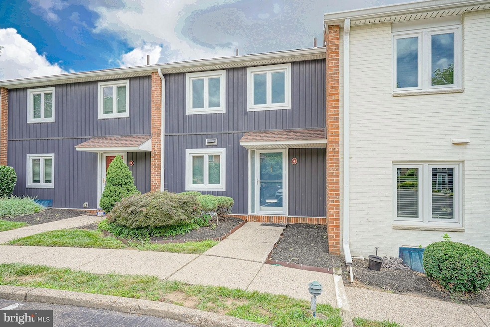 4 W Close, Moorestown, NJ 08057 - photo 1