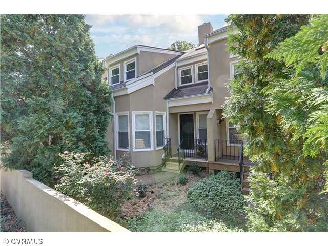 Exterior Front - 2615 Towngate Court