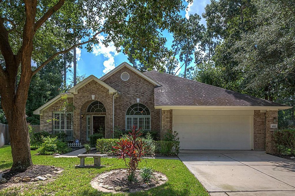 31602 Trails Park Ln, Conroe, TX 77385 - photo 1