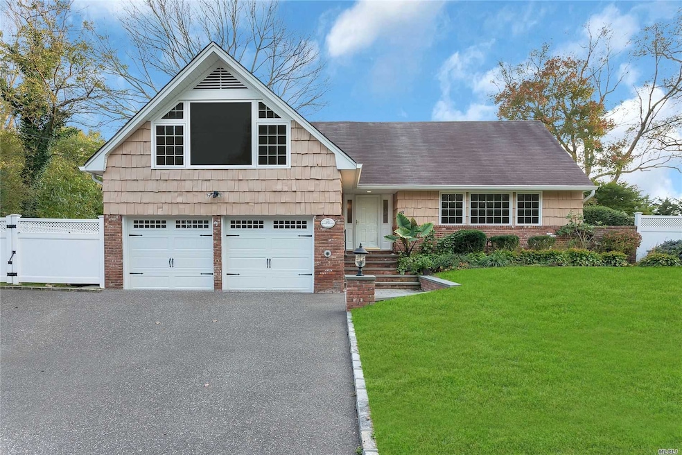 48 Harwood Dr E, Glen Cove, NY 11542 - photo 1