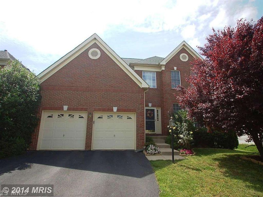 25489 Carrington Dr, Chantilly, VA 20152 - photo 1