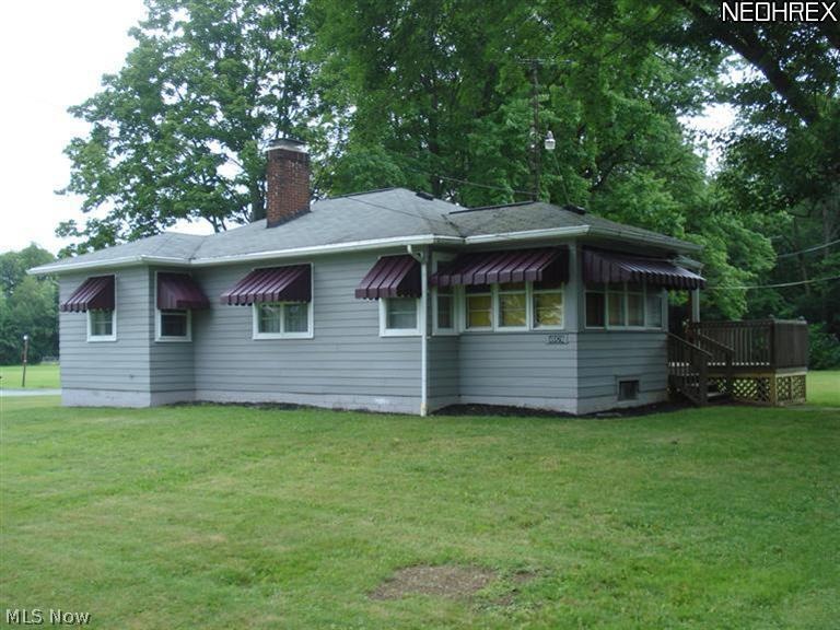 4076 Rock Spring Rd, Ravenna, OH 44266 - photo 1