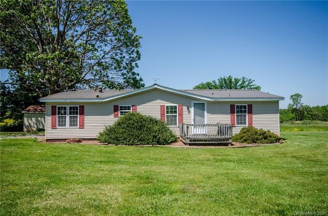 318 Red Chimney Rd, Statesville, NC 28625 - photo 1