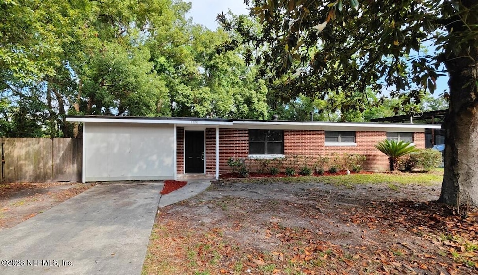 2228 Betsy Dr, Jacksonville, FL 32210 - photo 1