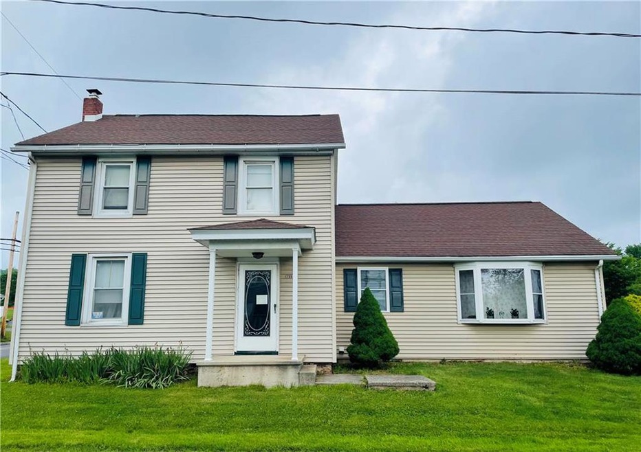 1755 Chestnut St, New Ringgold, PA 17960 - photo 1