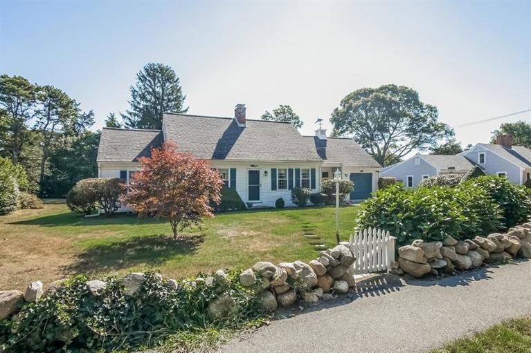 88 Mill Rd, Falmouth, MA 02540 - photo 1