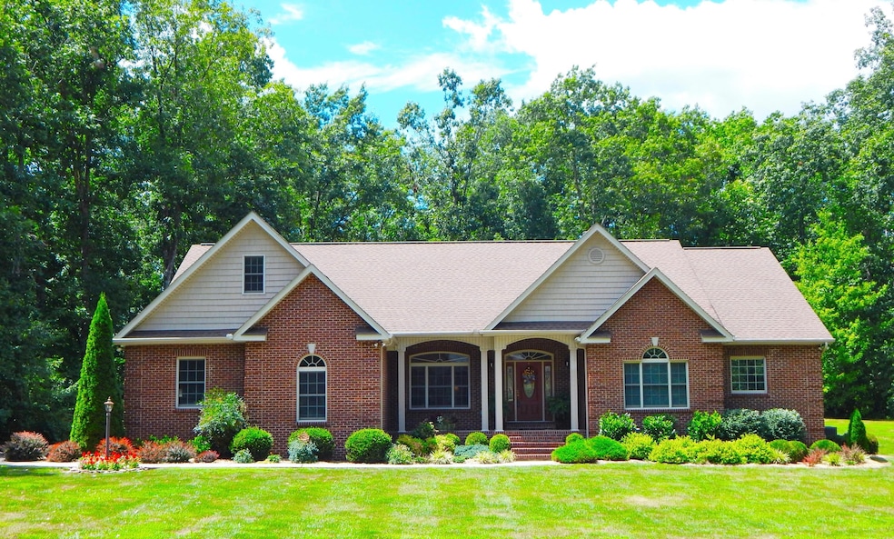 123 Ridgeline Dr, Crossville, TN 38571 - photo 1