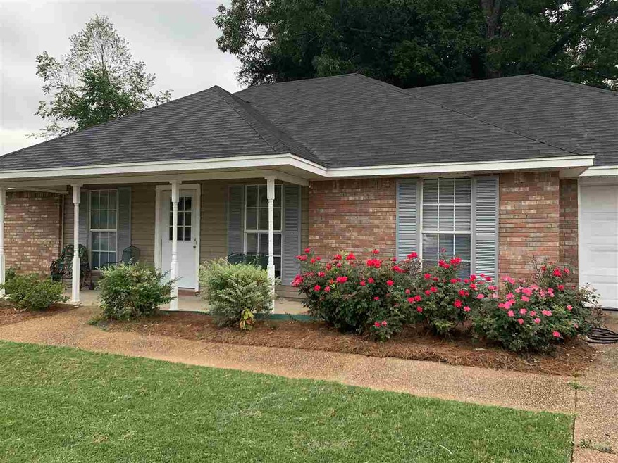 4231 Gunar Dr, Byram, MS 39272 - photo 1