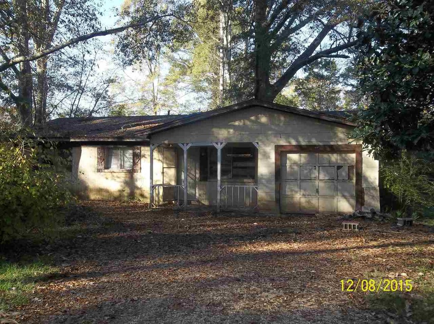 213 S Jadek Dr NE, Magee, MS 39111 - photo 1