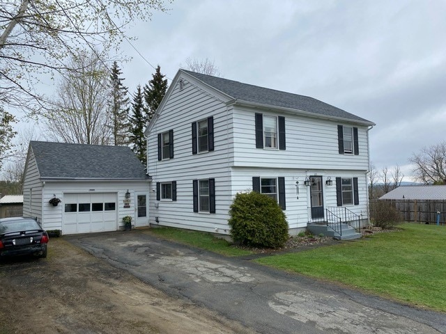 123 Longview Ave, Newport, VT 05855 - photo 1