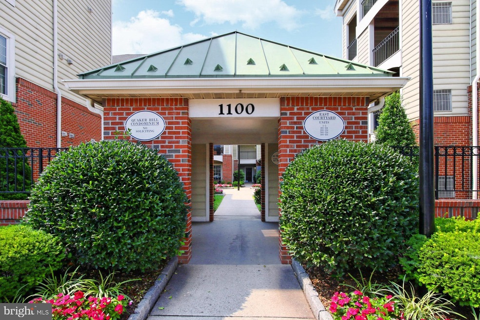 Quaker Hill Community unit 304, Alexandria, VA 22314 - photo 1