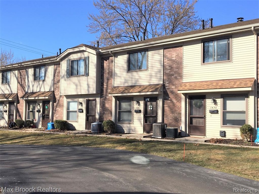 Quiet complex so close to many activities. You even get a covered carport!