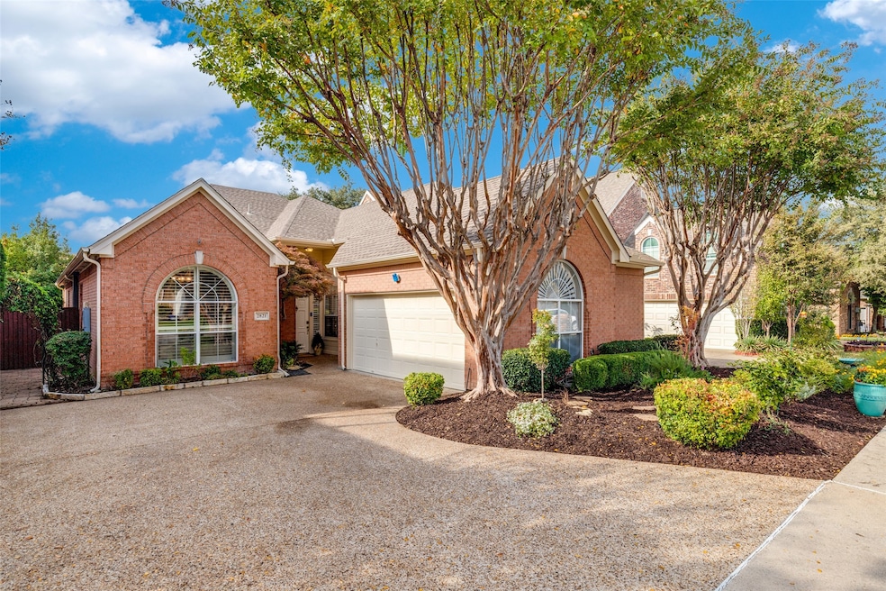 2821 Prestonwood Dr, Plano, TX 75093 - photo 1