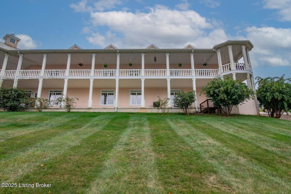 158 Lookout Dr, Brandenburg, KY 40108 - photo 1