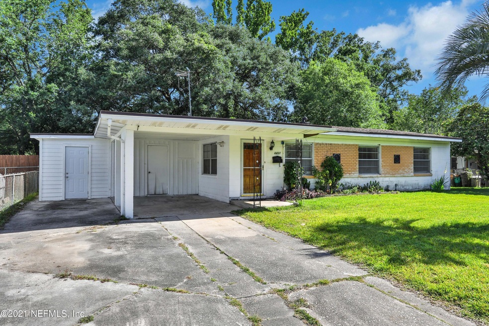 6431 Solandra Dr, Jacksonville, FL 32210 - photo 1