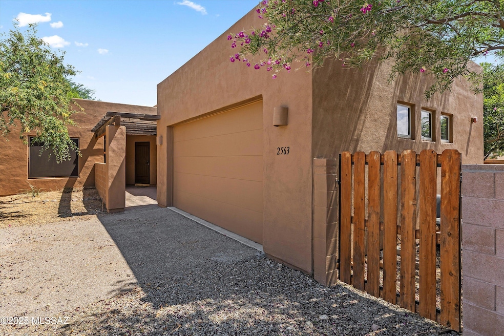 2563 E Cold Snap Place unit 21, Vail, AZ 85641 - photo 1