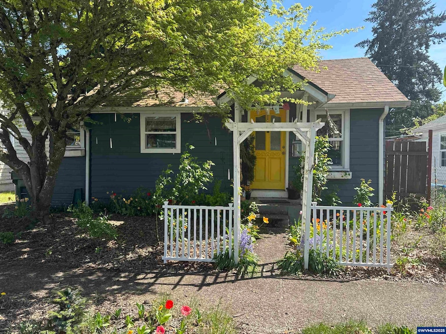 For Sale $325,000 • Co-Listing Agent