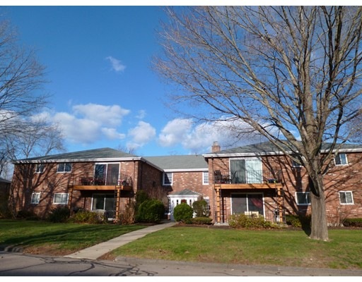 54 Fountain Ln unit 3, South Weymouth, MA 02190 - photo 1