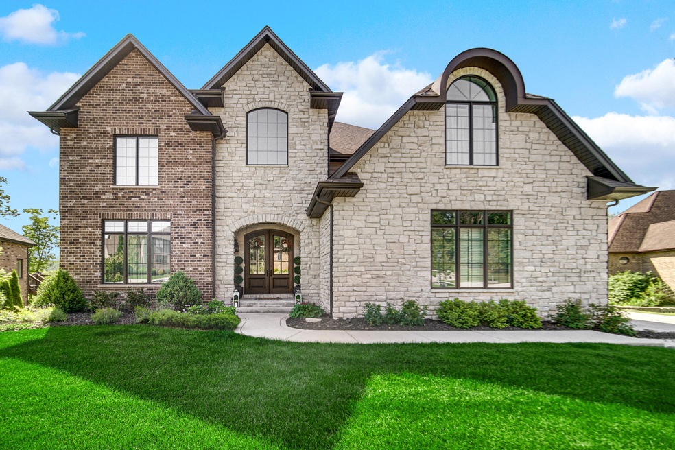 Sold $1,022,500 • Co-Listing Agent