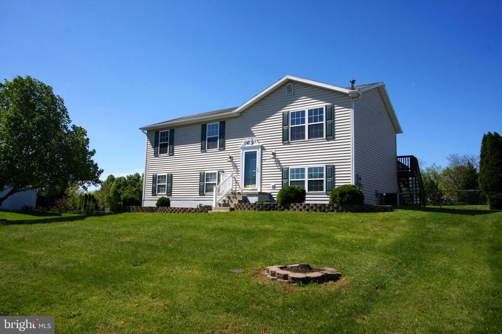 18 Saturn Ct, Martinsburg, WV 25404 - photo 1