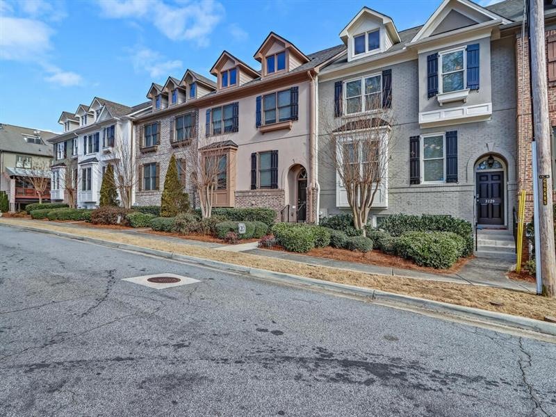 3129 Dunton St SE unit 3129, Smyrna, GA 30080 - photo 1