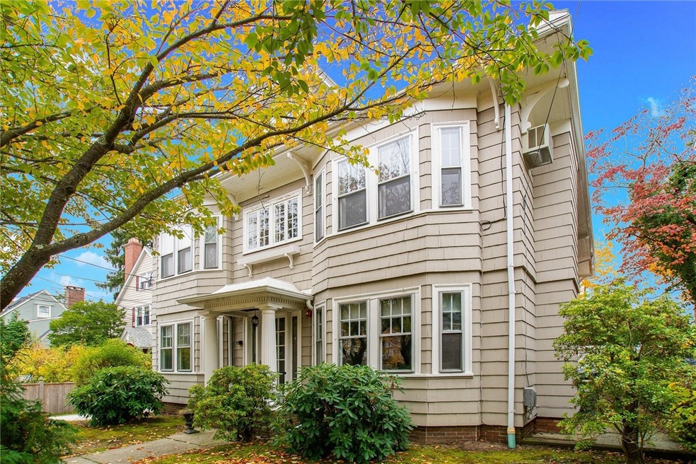 16 Grotto Ave unit 4, Providence, RI 02906 - photo 1