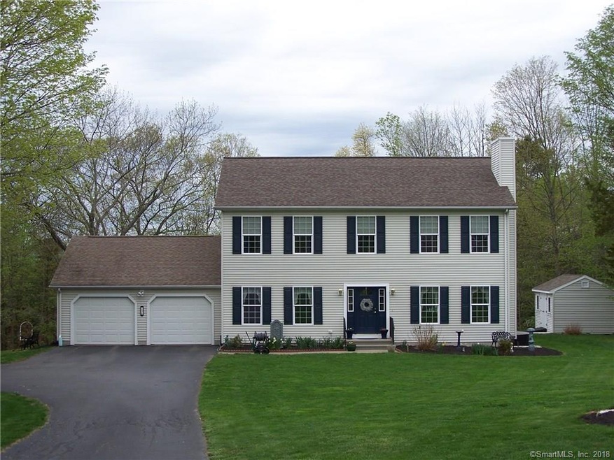 20 Holly Bush Ln, Norwich, CT 06360 - photo 1