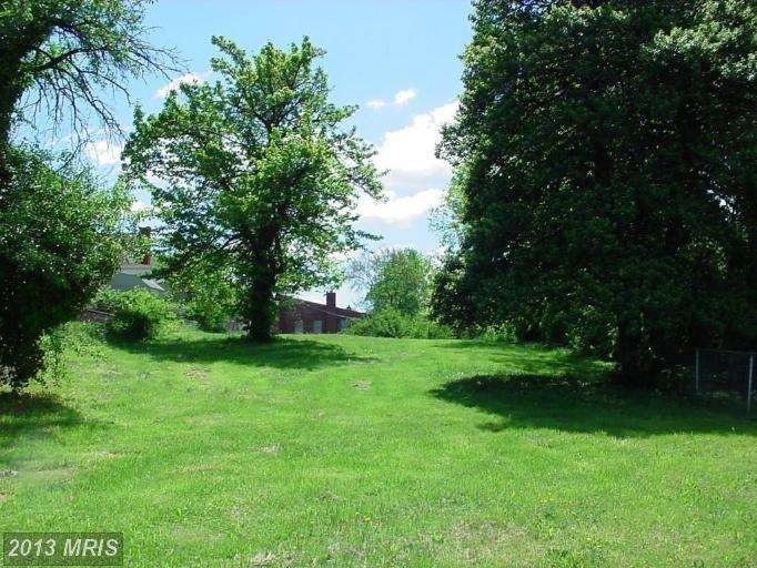 811 55th St NE, Washington, DC 20019 - photo 1