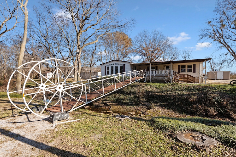 32621 Duck Creek Blvd, Afton, OK 74331 - photo 1