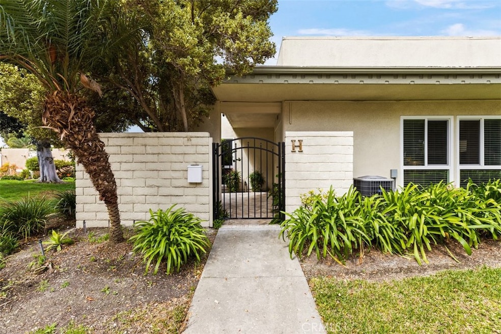 2049 Via Mariposa E unit H, Laguna Woods, CA 92637 - photo 1