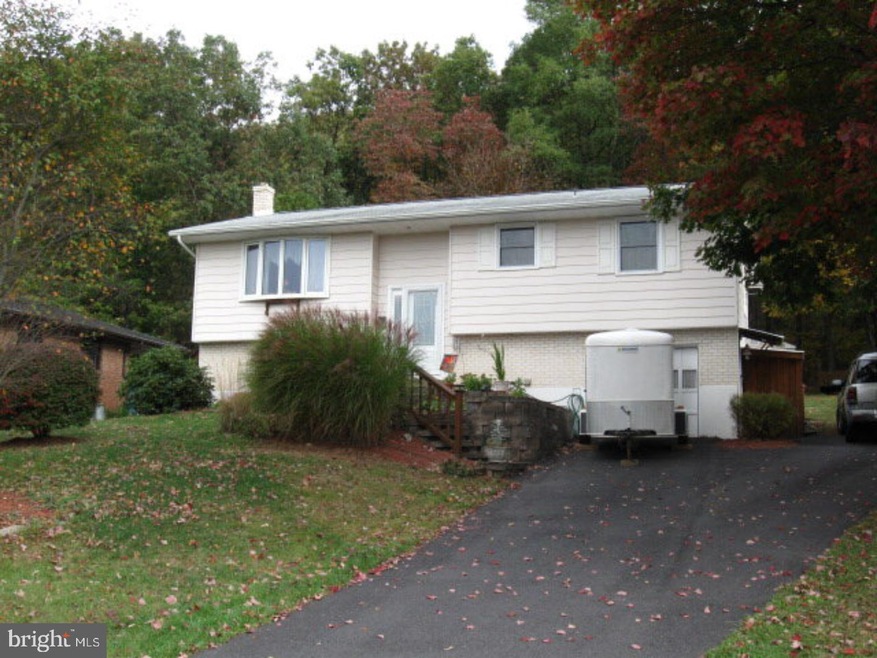 23 Paul St, Ashland, PA 17921 - photo 1