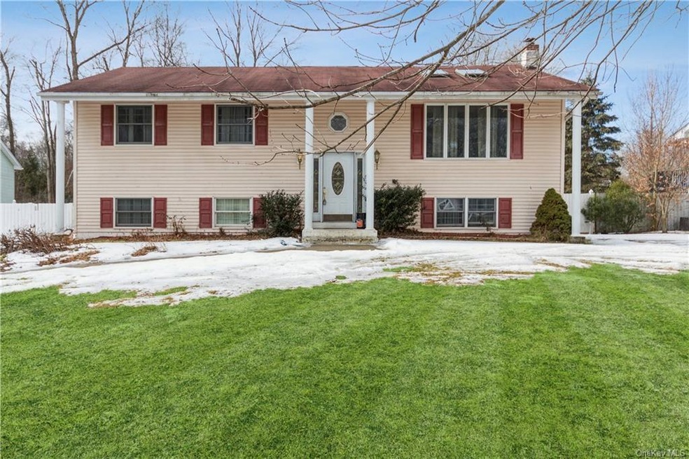 16 Lenny Ct, Wappingers Falls, NY 12590 - photo 1