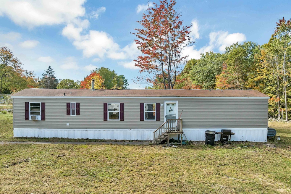 51 Willow Ave, Center Tuftonboro, NH 03816 - photo 1