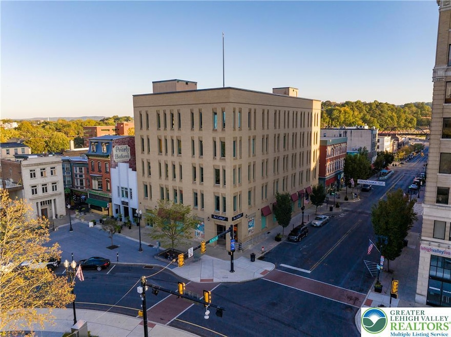 For Rent $1,975/month