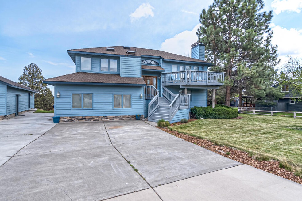 Eastview Dr 63276 Ext Web (2 of 6)