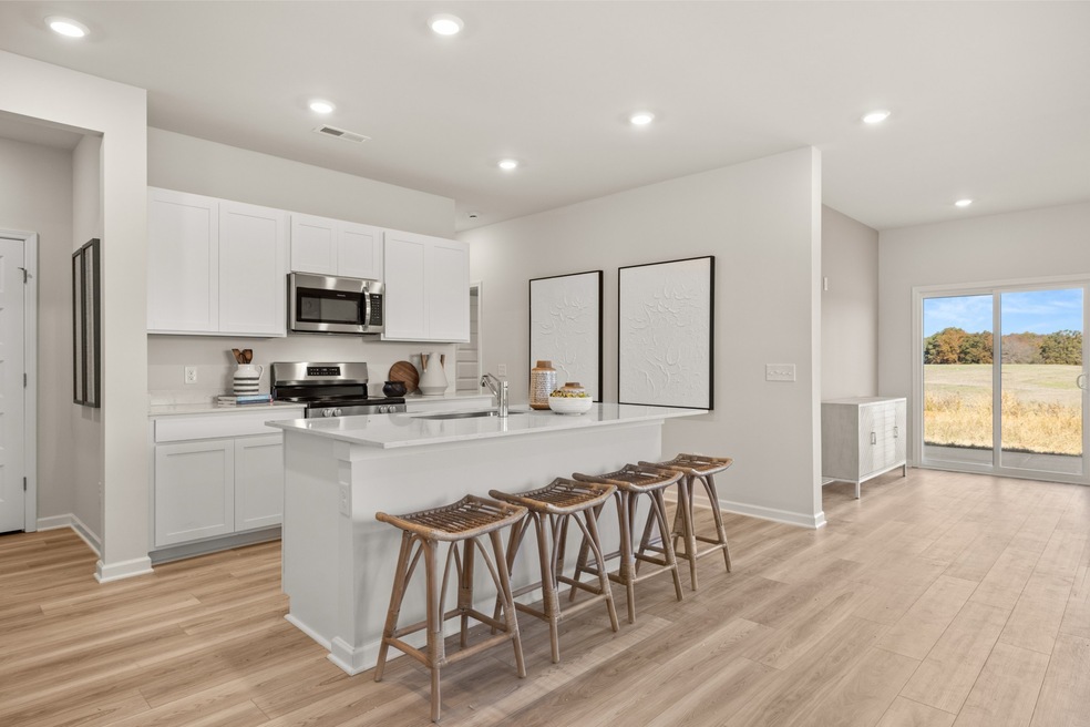 Pending $349,990 • Co-Listing Agent