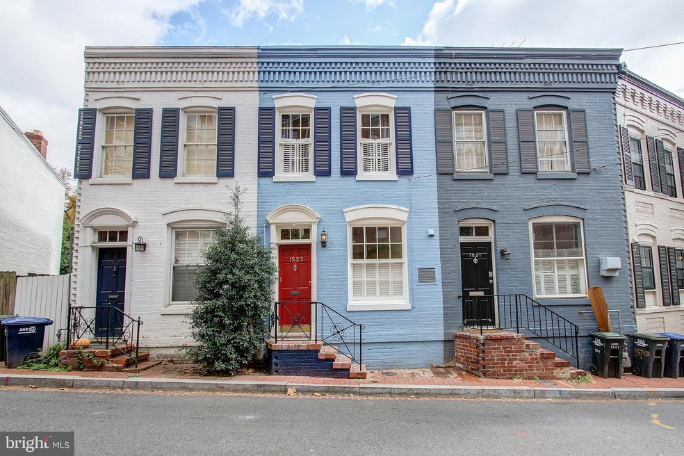 1523 27th St NW, Washington, DC 20007 - photo 1