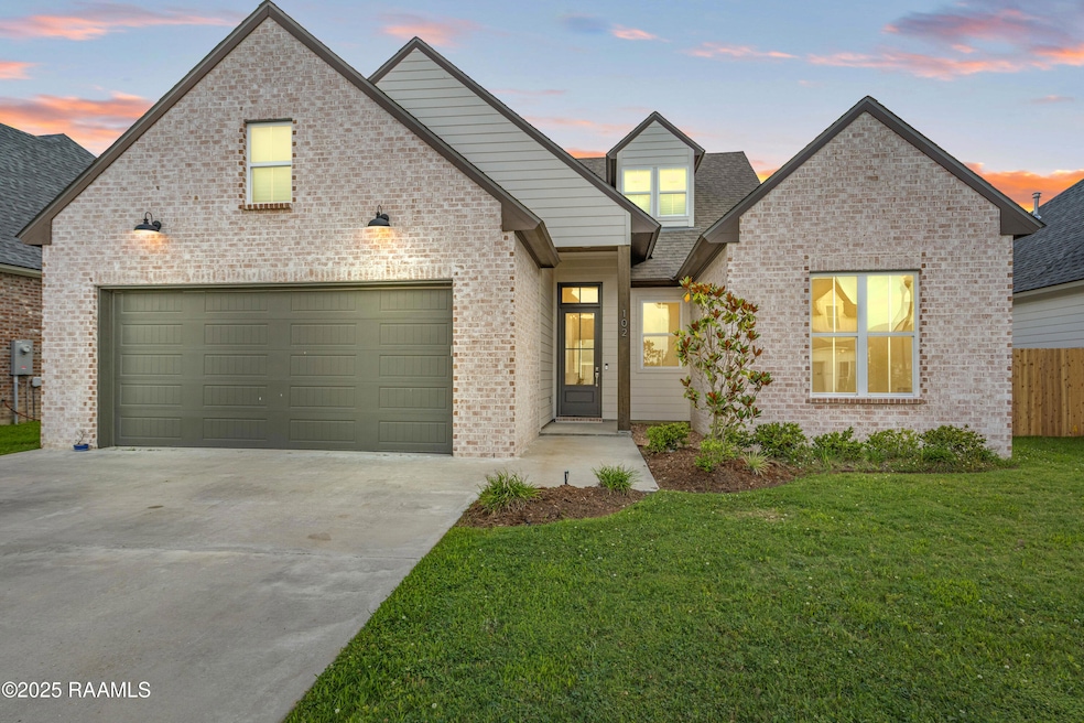 102 Queen Palm Cir, Broussard, LA 70518 - photo 1