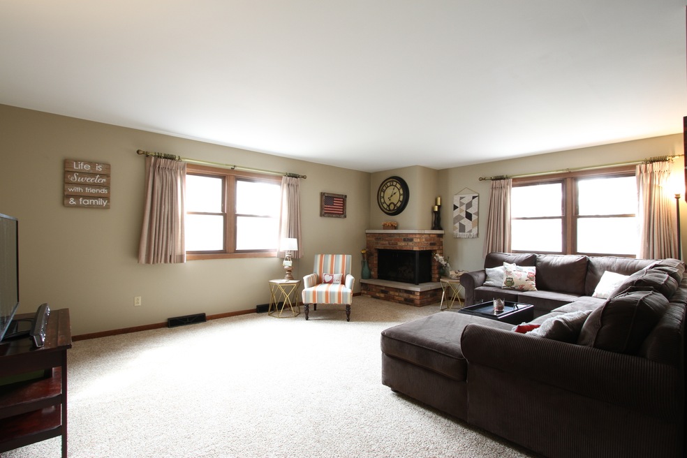 83 Polk St, Oswego, IL 60543 - photo 1