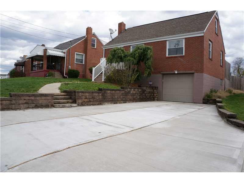 Exterior Front. Extra Parking