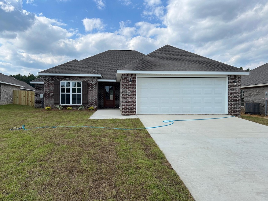 75 E Bartlet Way, Hattiesburg, MS 39402 - photo 1