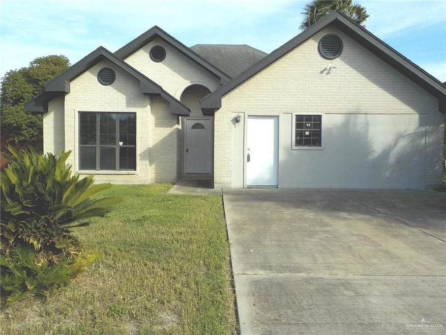 2200 N Days Cir, Pharr, TX 78577 - photo 1