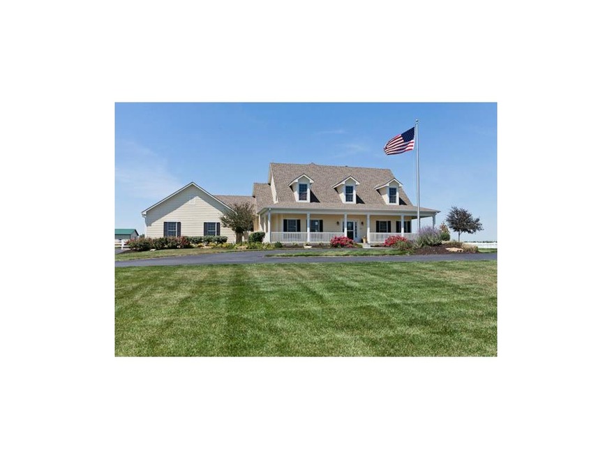 13658 W 243rd St, Louisburg, KS 66053 - photo 1