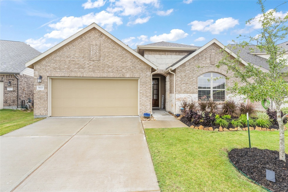 Sold • Co-Listing Agent