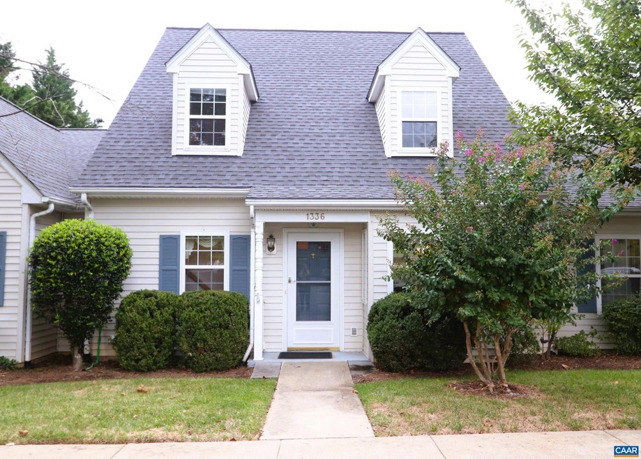 1336 Sycamore Ct, Charlottesville, VA 22901 - photo 1