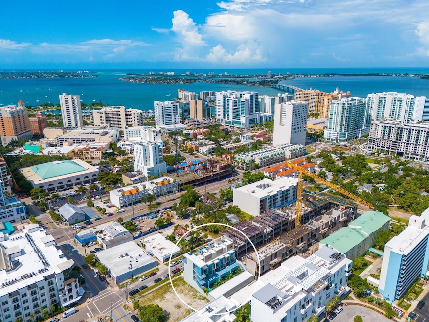 1343 4th St unit 201, Sarasota, FL 34236 - photo 1
