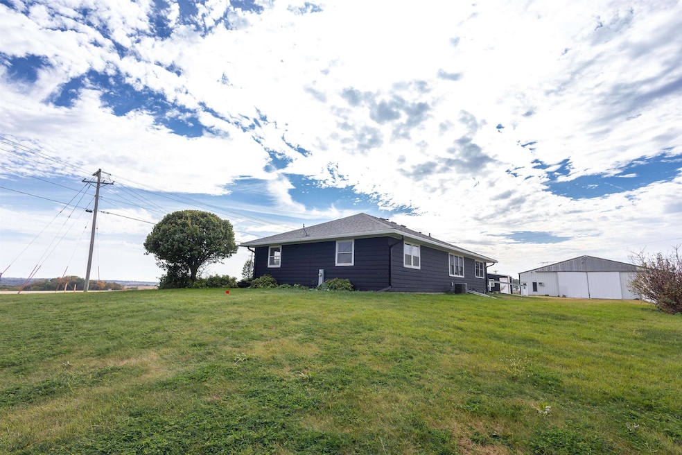 674 County Road O, Mineral Point, WI 53565 - photo 1