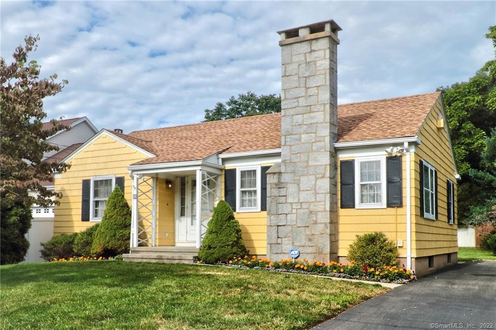 2 Bartlett Rd, East Haven, CT 06512 - photo 1