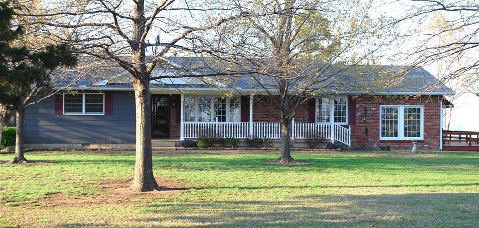 718 21000 Rd, Mound Valley, KS 67354 - photo 1